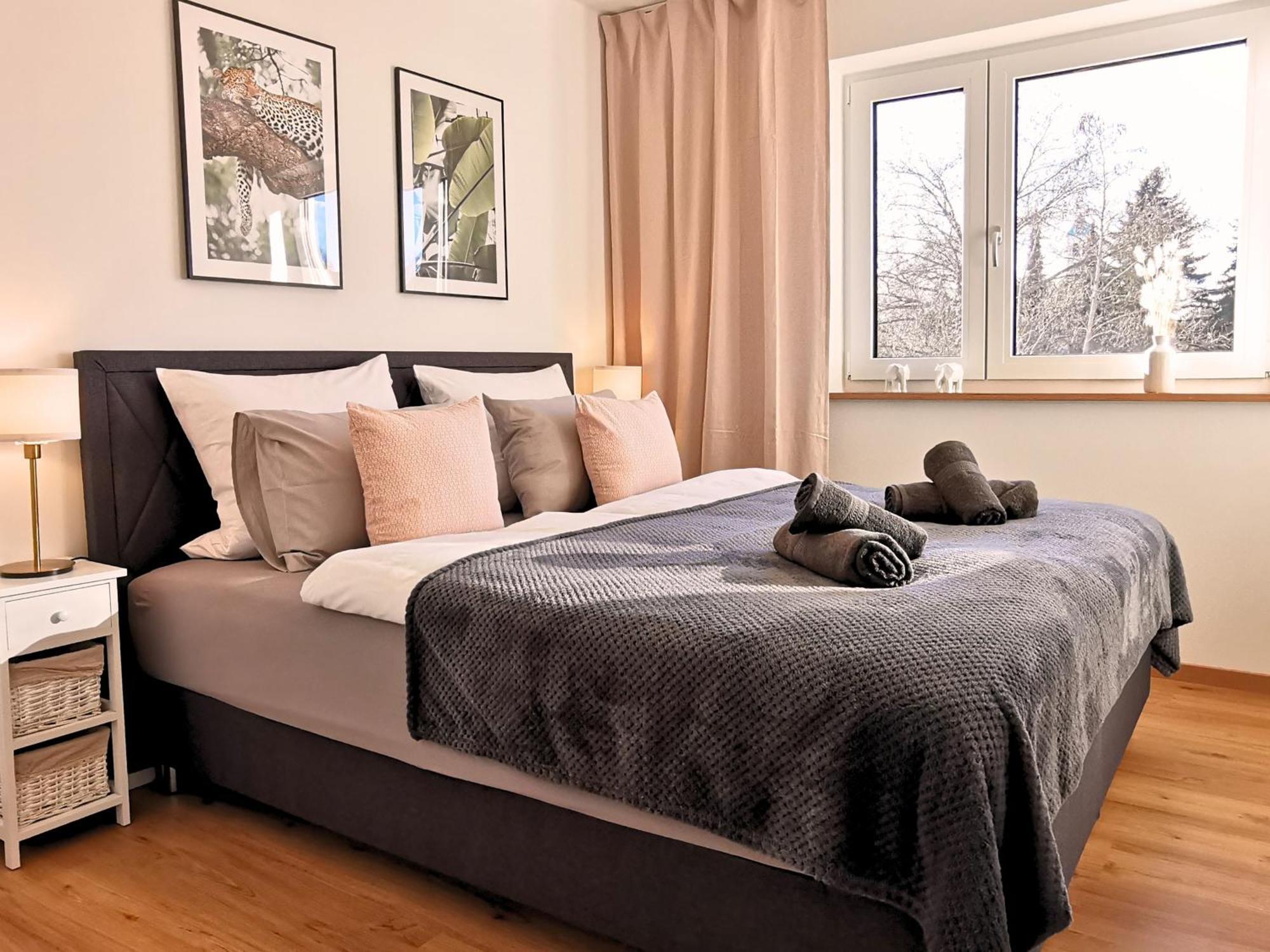 Fynbos Penthouse Deluxe, Balkon, Parkplatz * Straubing