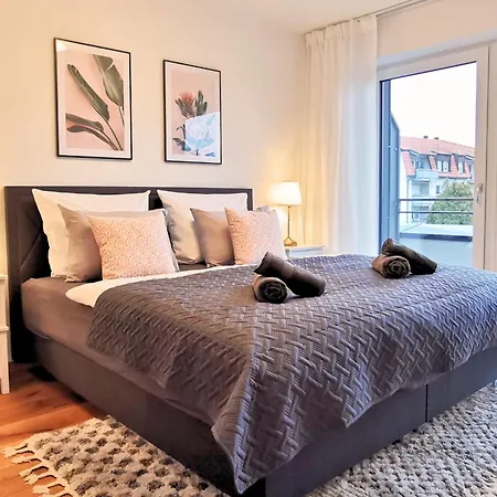 Fynbos Penthouse Deluxe, Balkon, Parkplatz Apartment Straubing Exterior photo